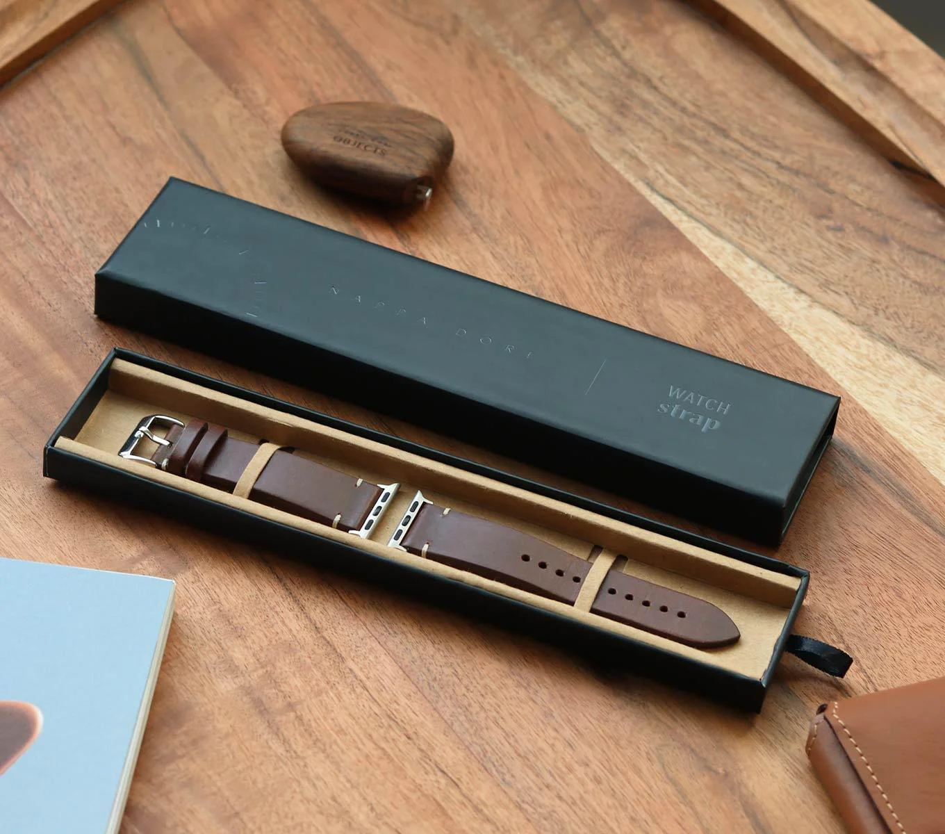 APPLE WATCH STRAP - CLASSIC - Image 17