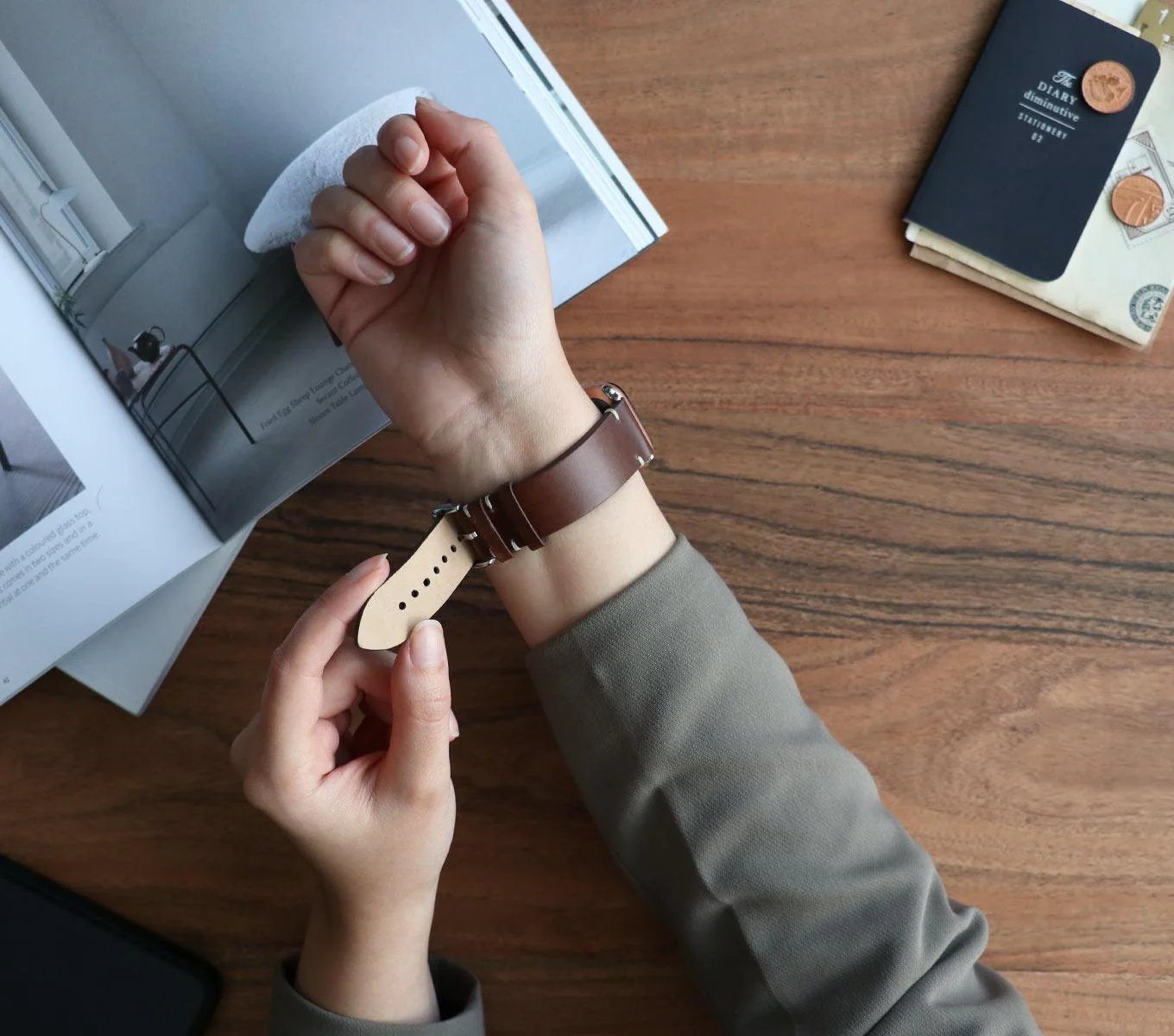 APPLE WATCH STRAP - CLASSIC - Image 19