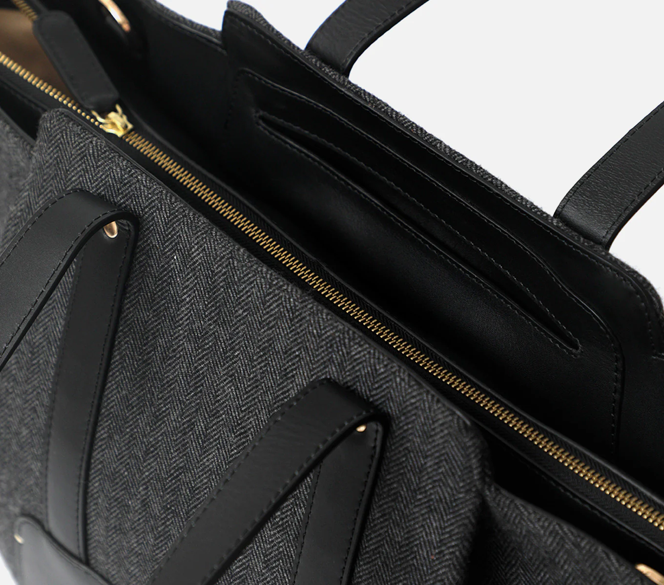 BASTION TOTE BAG - Image 10