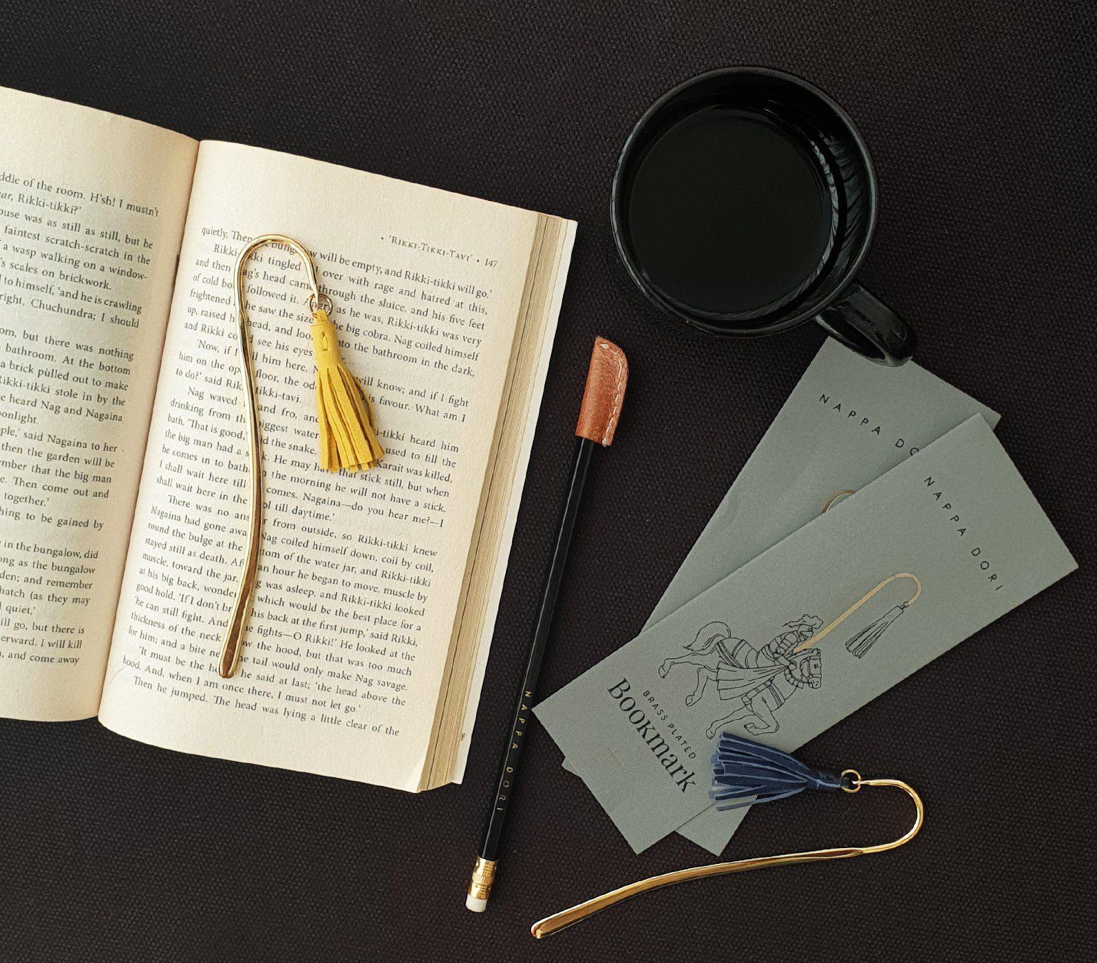 BOOKMARK - Image 3