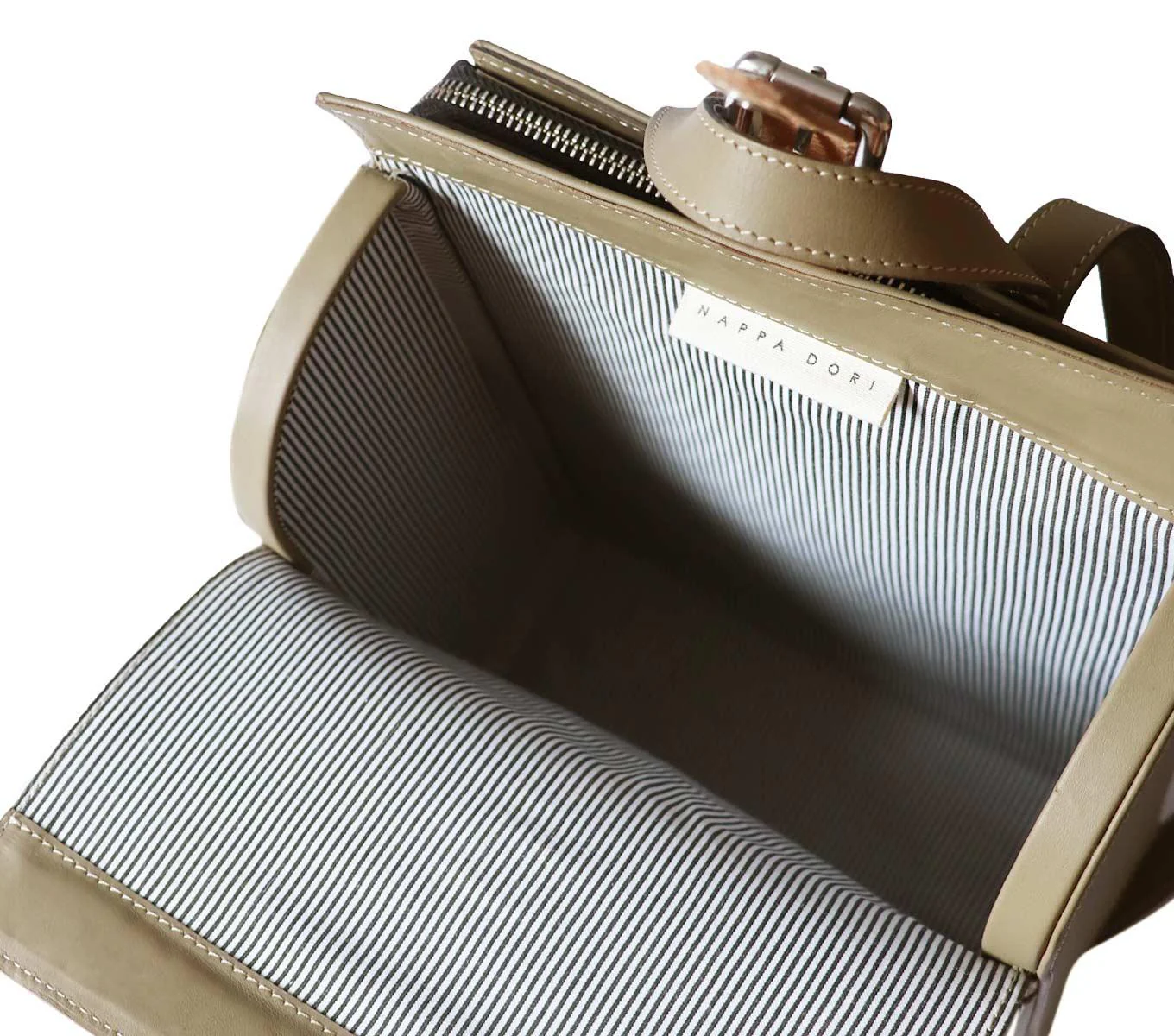CAPSULE BACKPACK - Image 16
