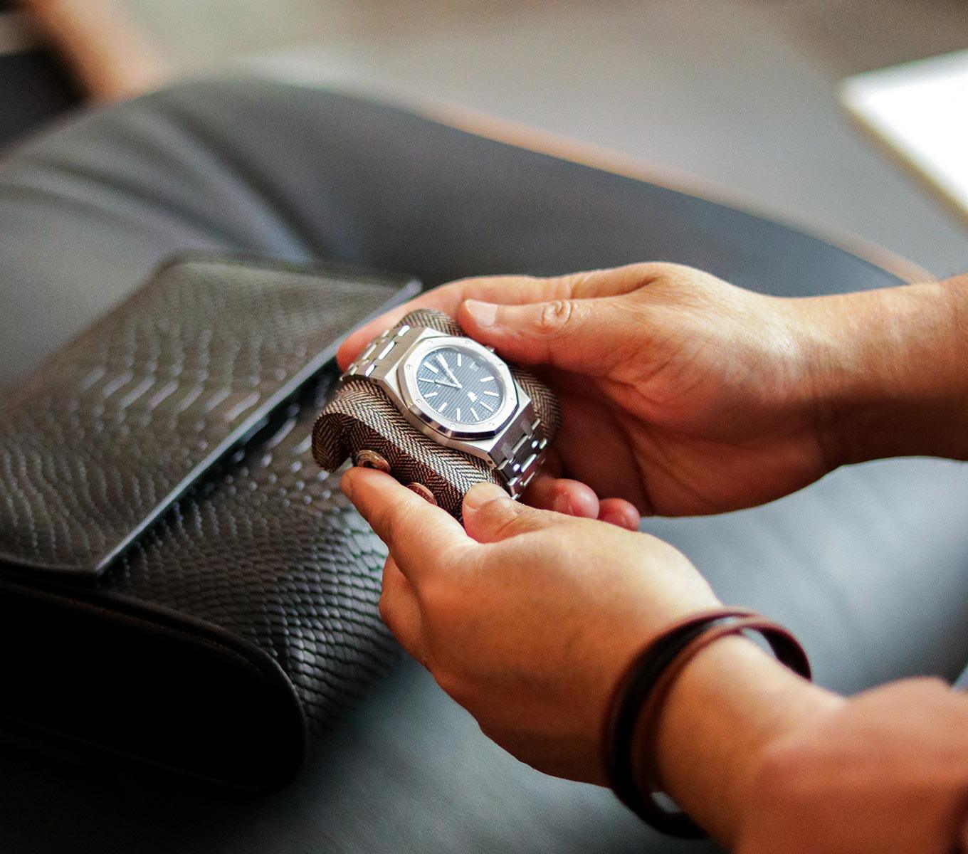CHAMBER WATCH CASE 02 - Image 12