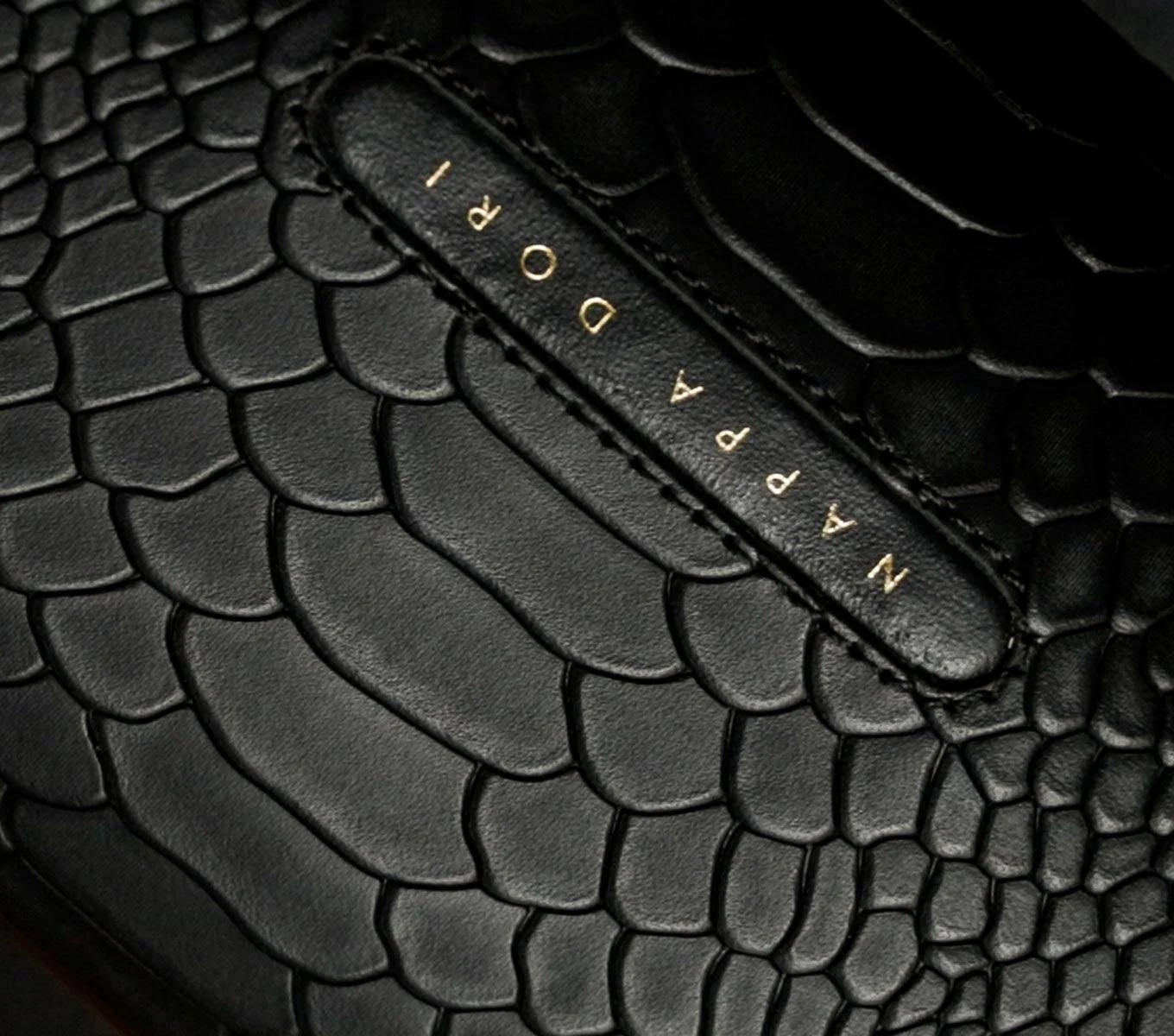 CHAMBER WATCH CASE 02 - Image 15