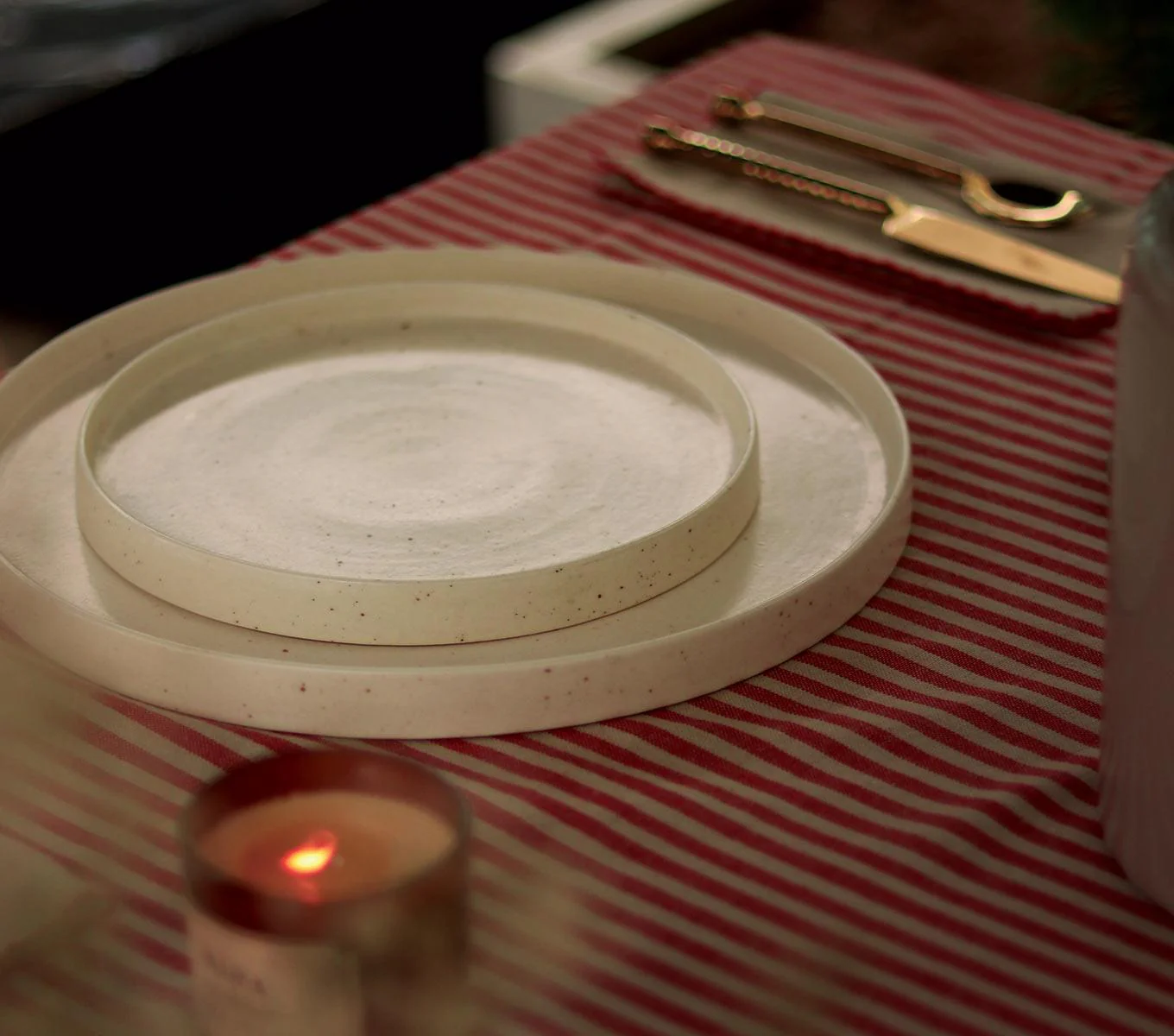 Dinner Plate - Image 11