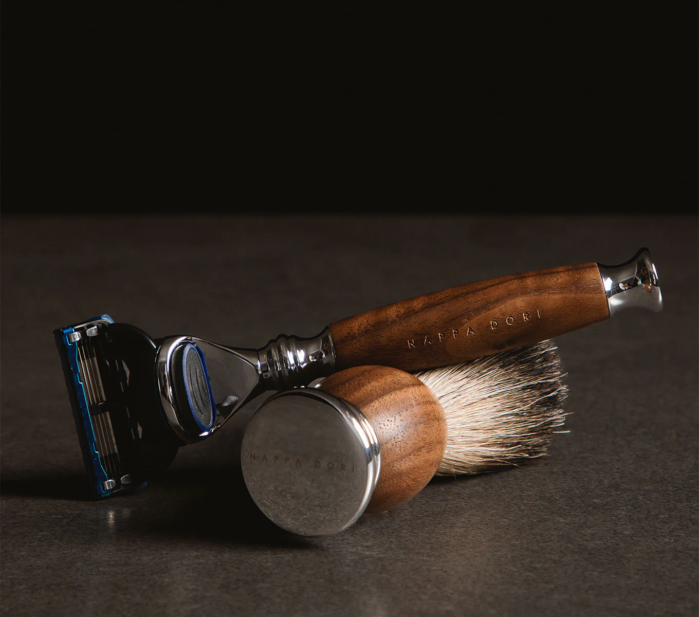 GROOMING ESSENTIALS - Image 14