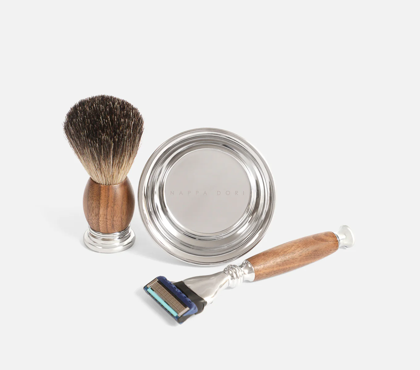 GROOMING ESSENTIALS - Image 2