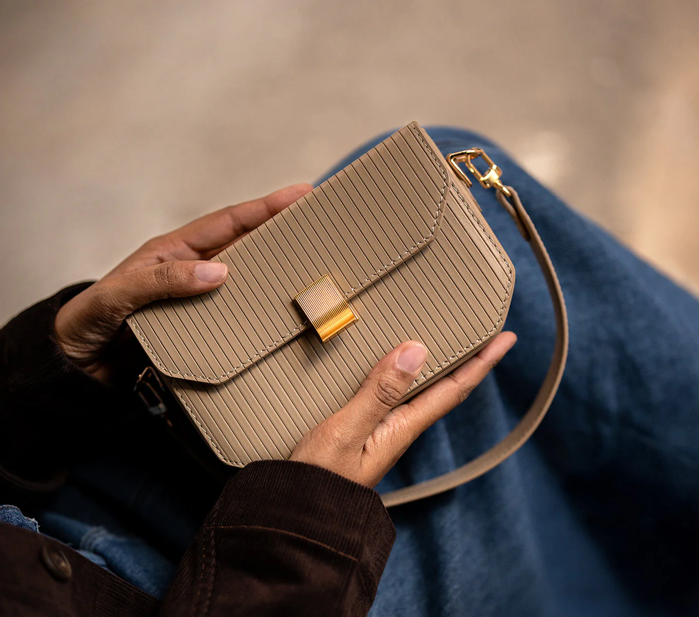 HARLOW SHOULDER BAG - Image 26