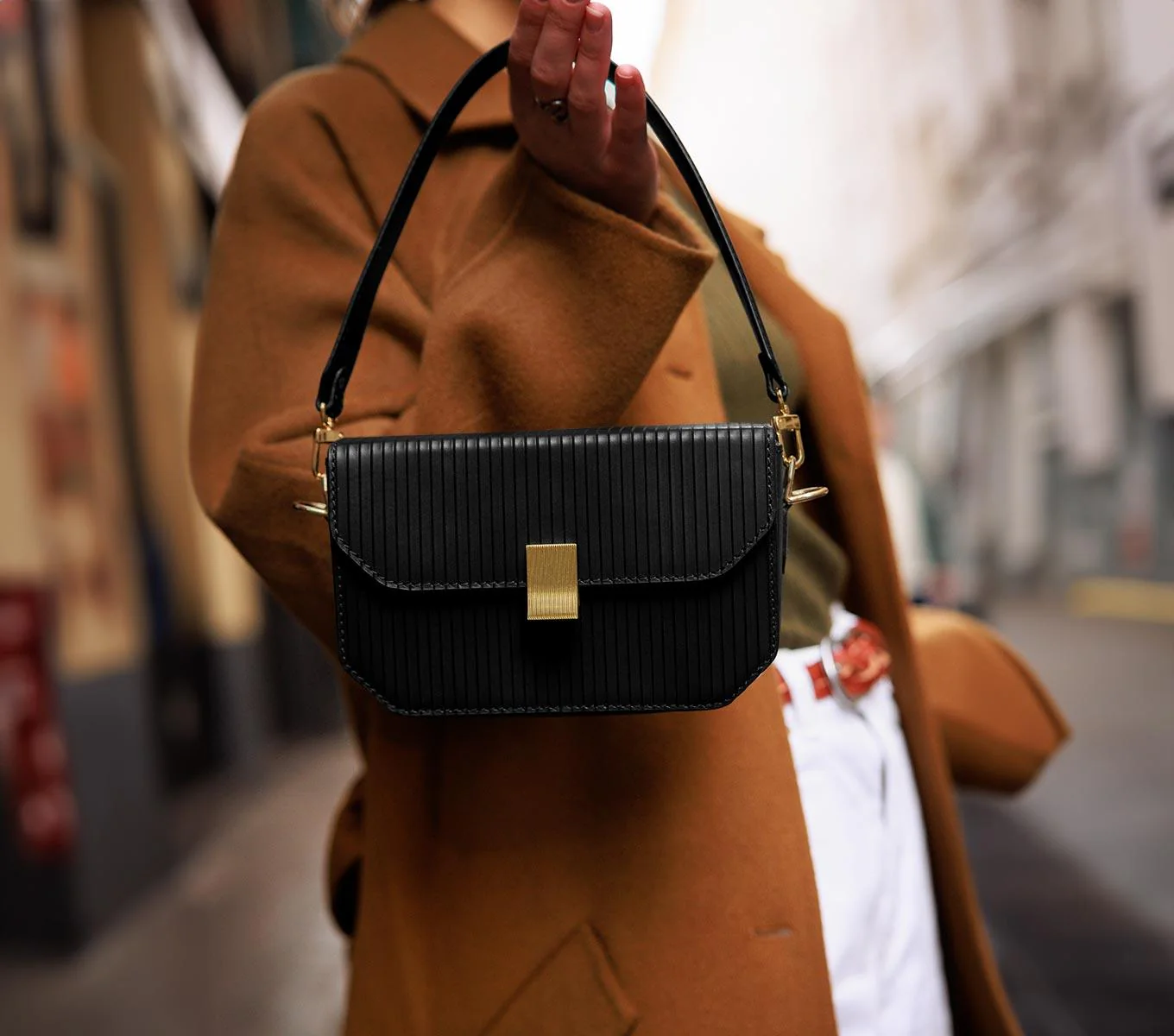 HARLOW SHOULDER BAG - Image 4