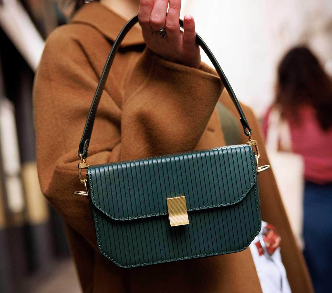 HARLOW SHOULDER BAG - Image 5