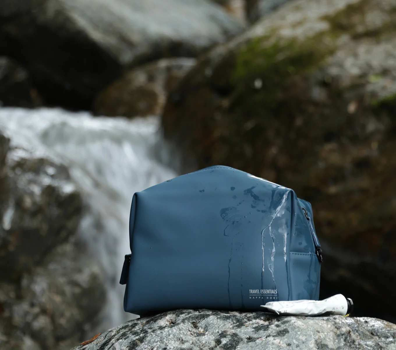 HYDRO DOPP KIT - Image 14