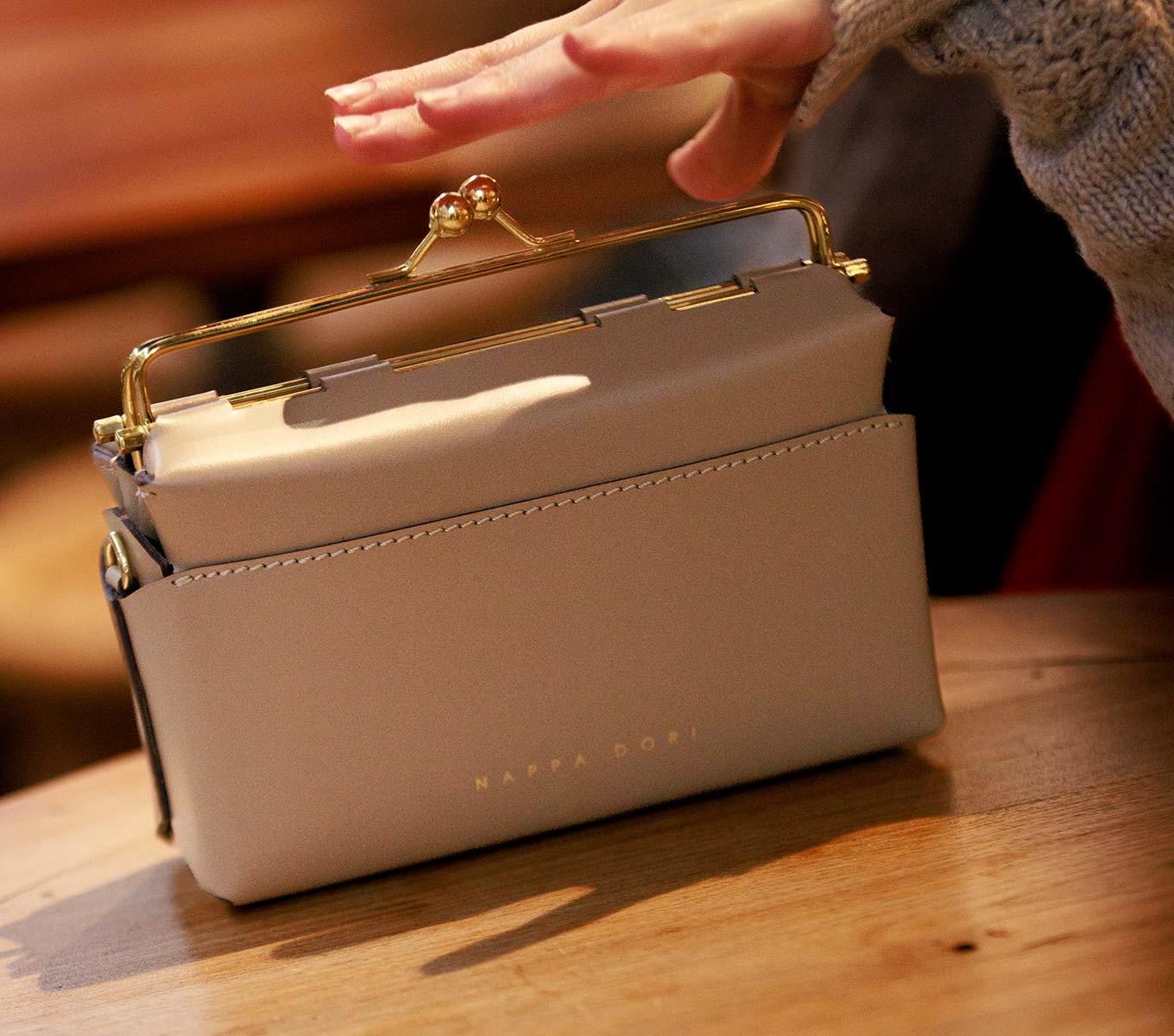 KISSLOCK BAG - Image 23