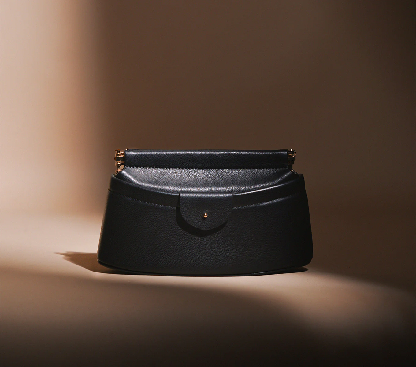 LUNE SHOULDER BAG