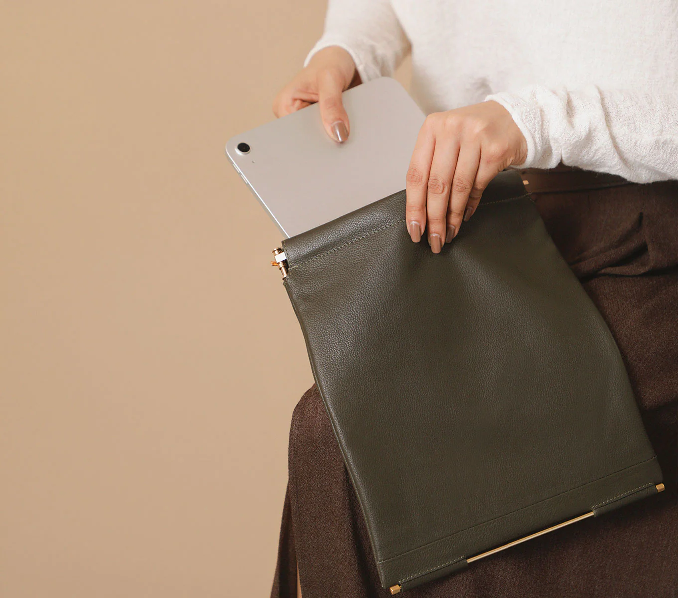 MUSE CLUTCH BAG LARGE