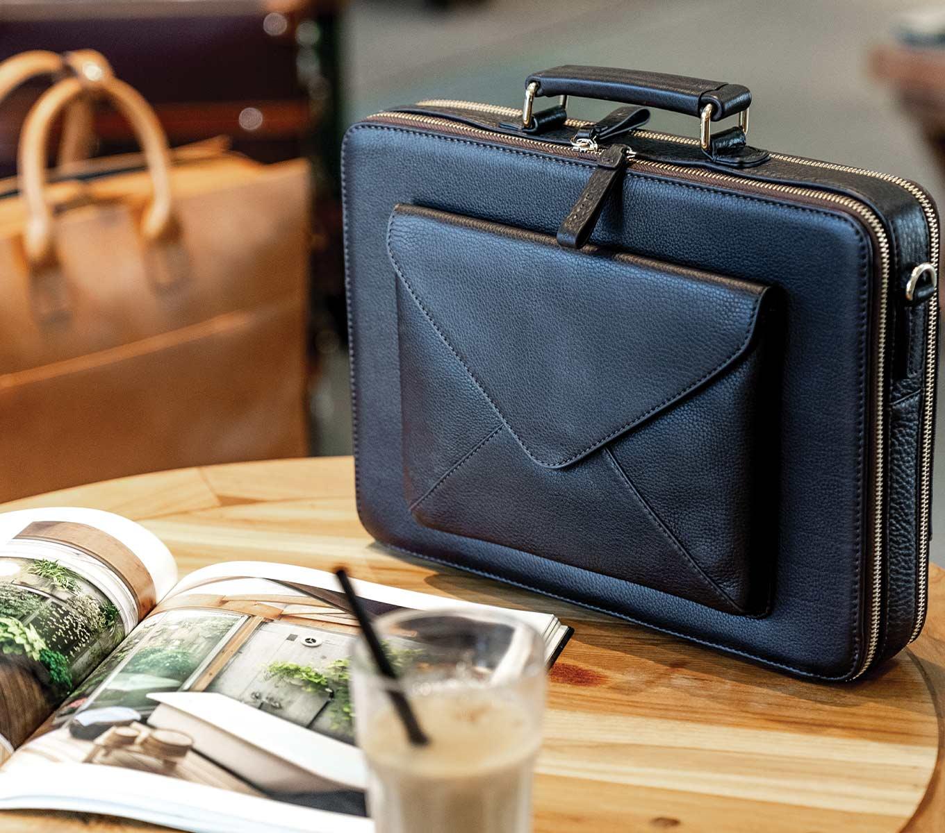 PIONEER LAPTOP BAG 13 INCH