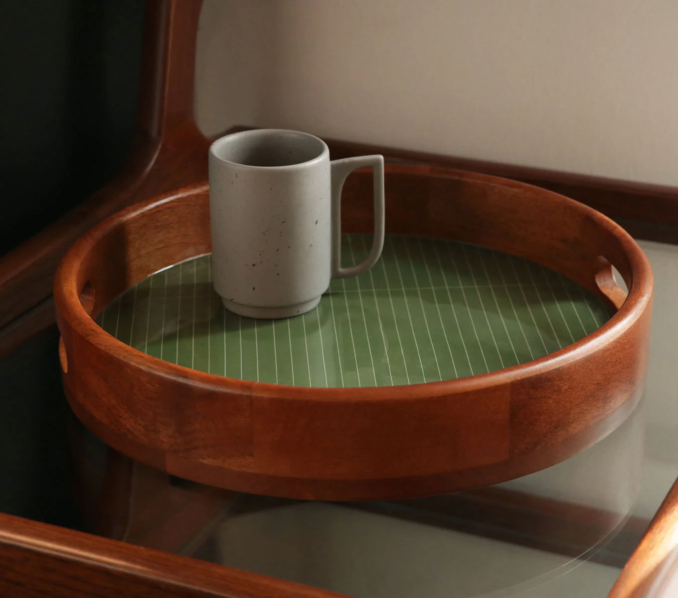 ROUND TRAY - Image 2