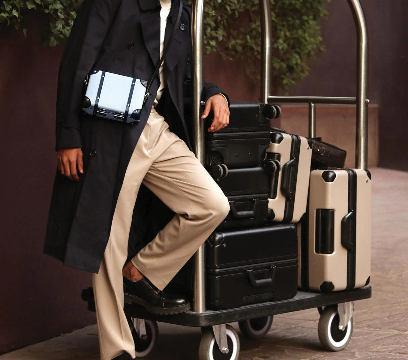 STEAMER SLING BAG - Image 33