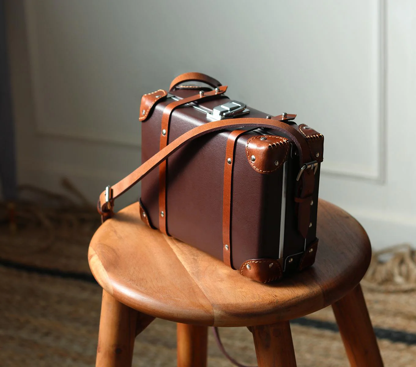 STEAMER SLING BAG - Image 8