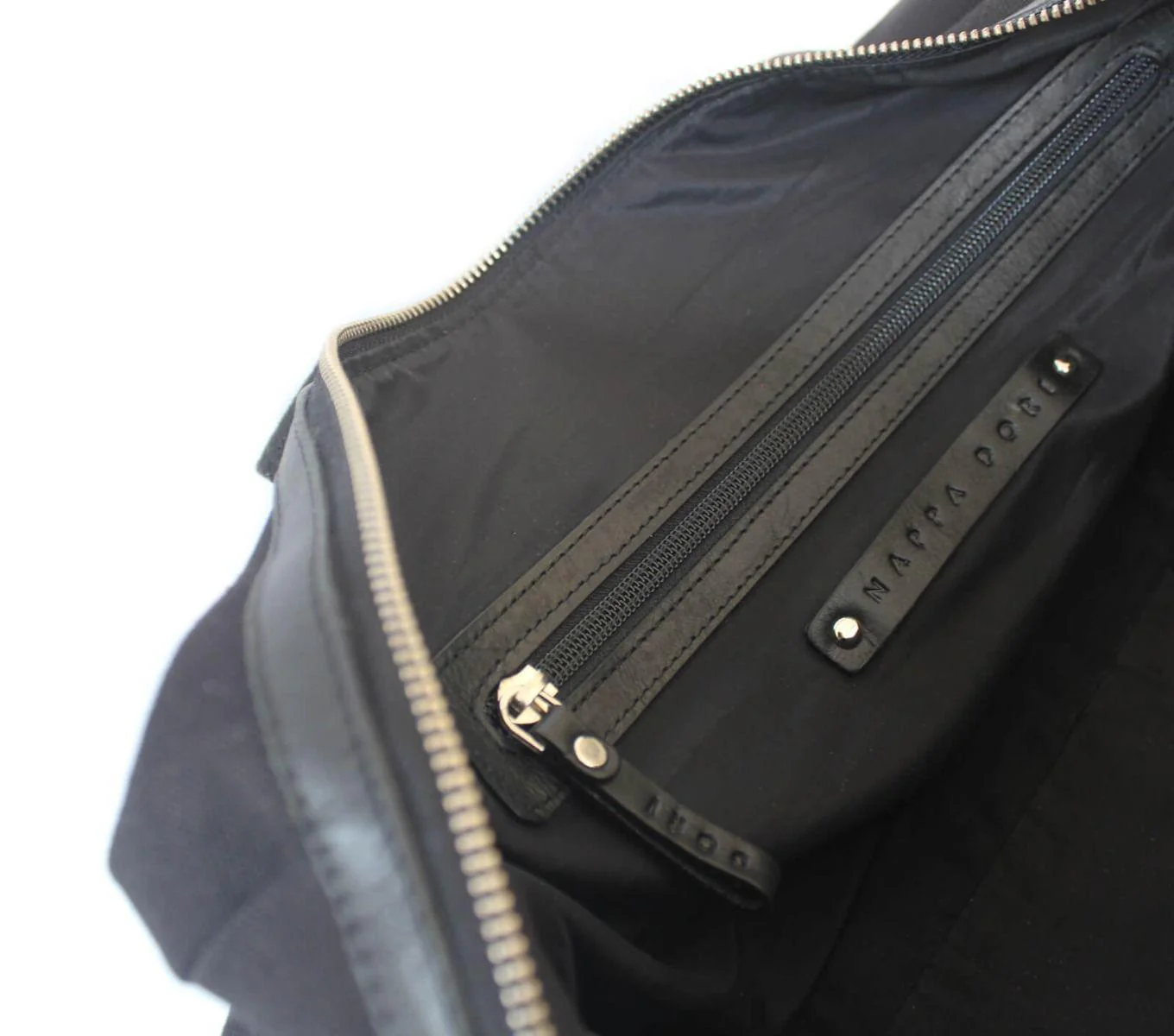THE HITCHHIKER BAG - Image 17