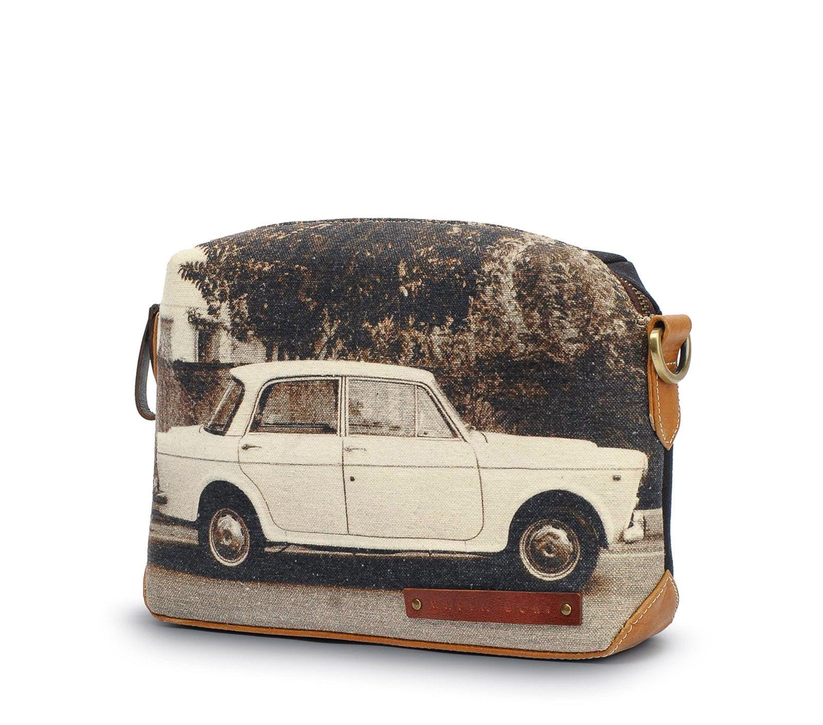 TOILETRY BAG - Image 12