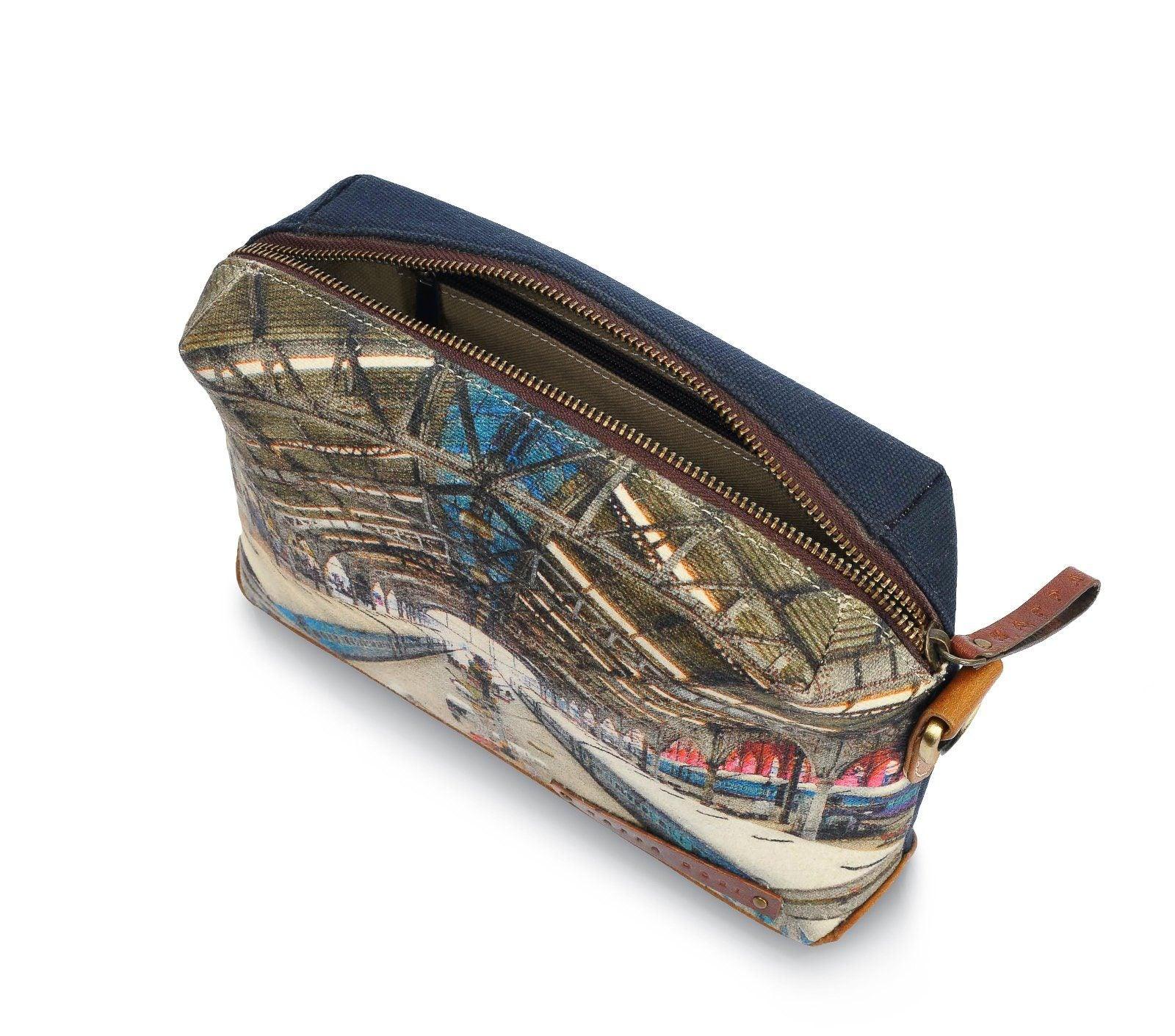 TOILETRY BAG - Image 29
