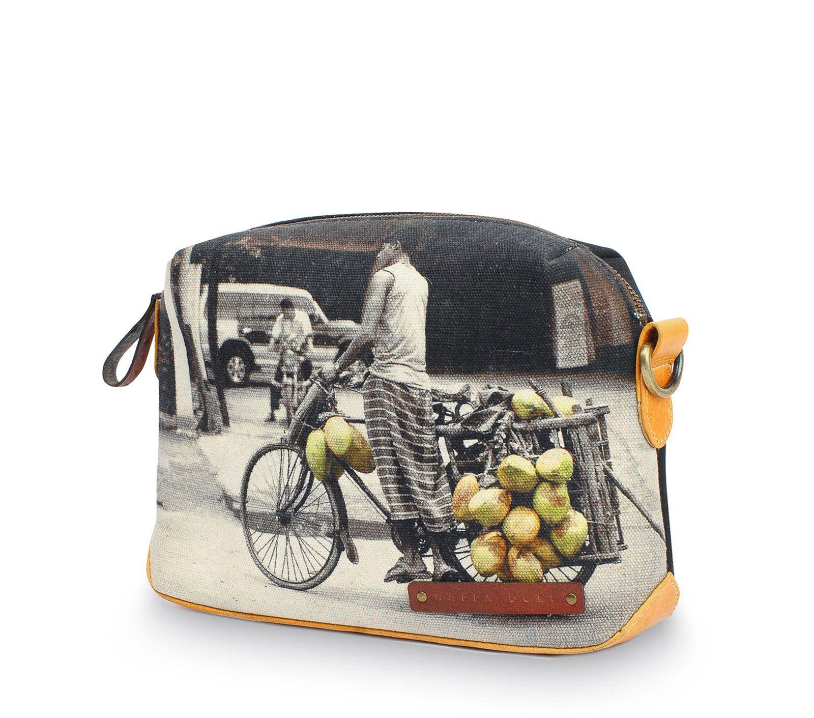 TOILETRY BAG - Image 3