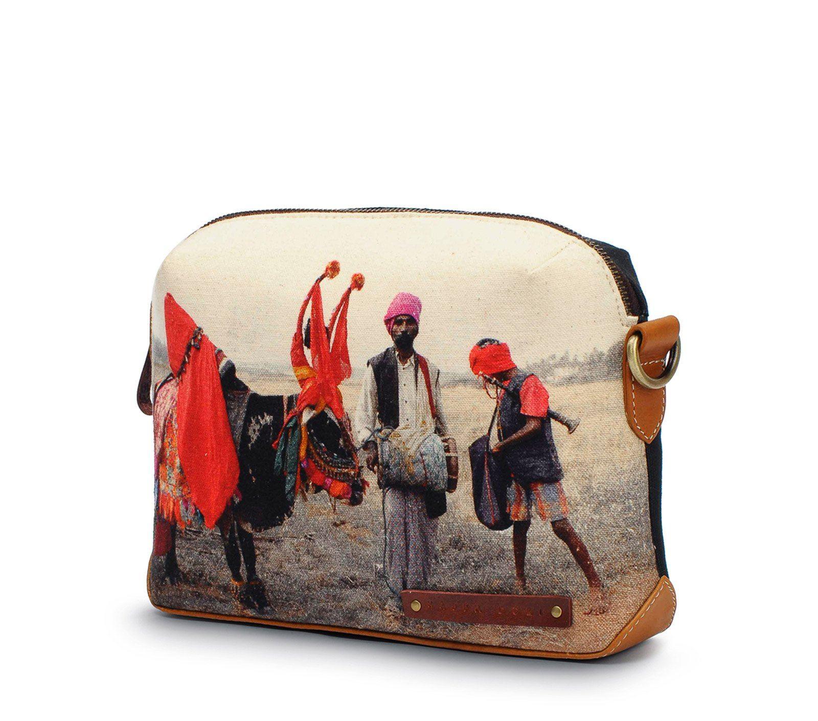 TOILETRY BAG - Image 8