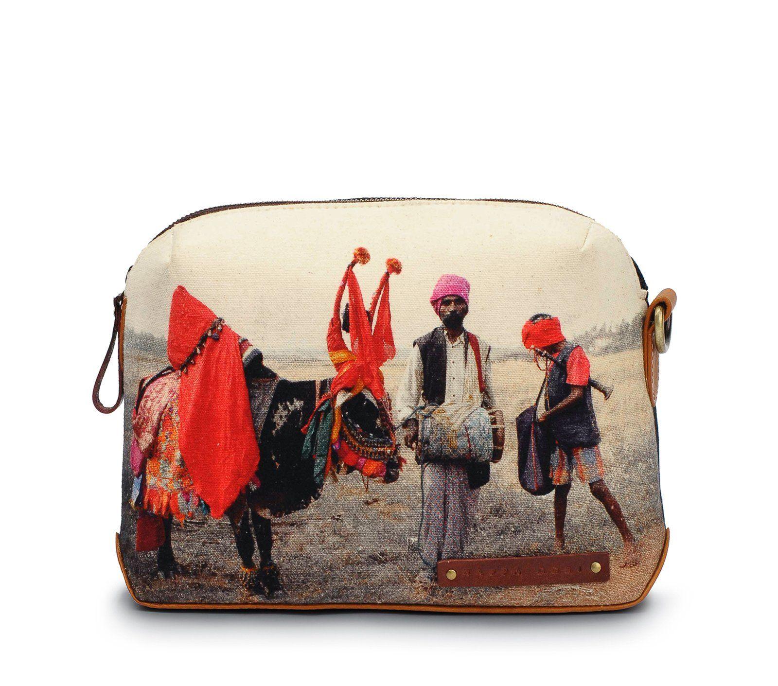 TOILETRY BAG - Image 9