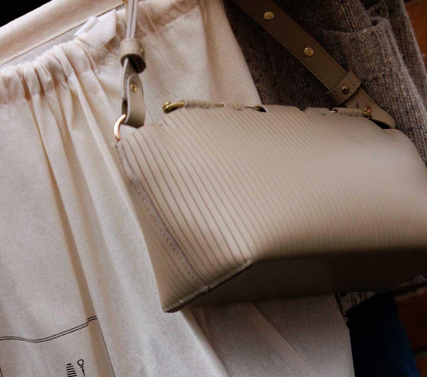 VALERIE SHOULDER BAG - Image 7
