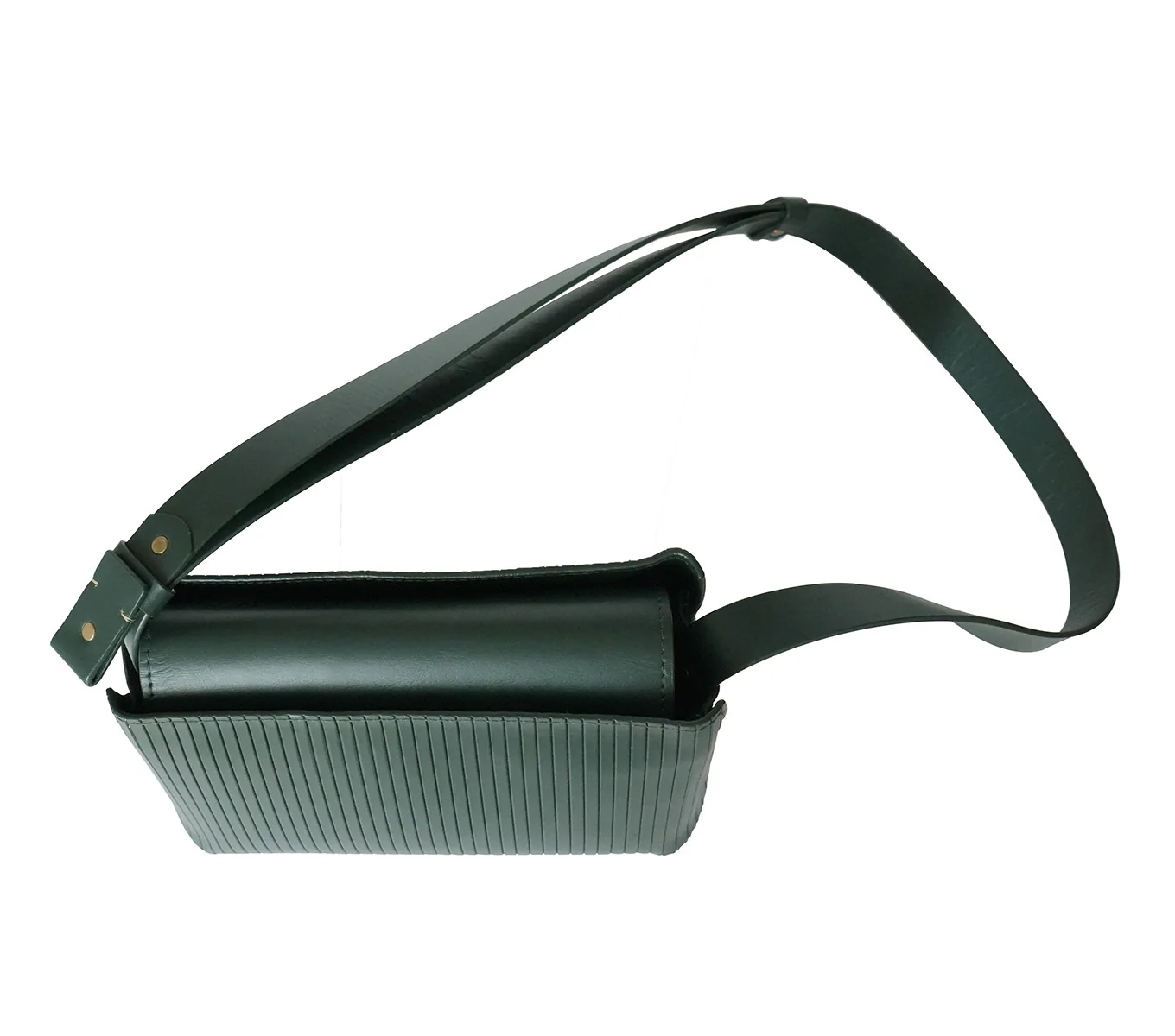 WILDA SLING BAG - Image 26